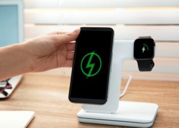 How to Use Wireless Charging on Your Samsung Phone: Easy Steps