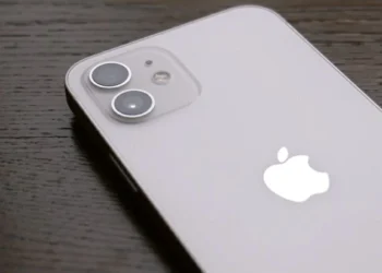 Hard Reset iPhone 11: Guide, Reboot App, Differences from Factory Reset