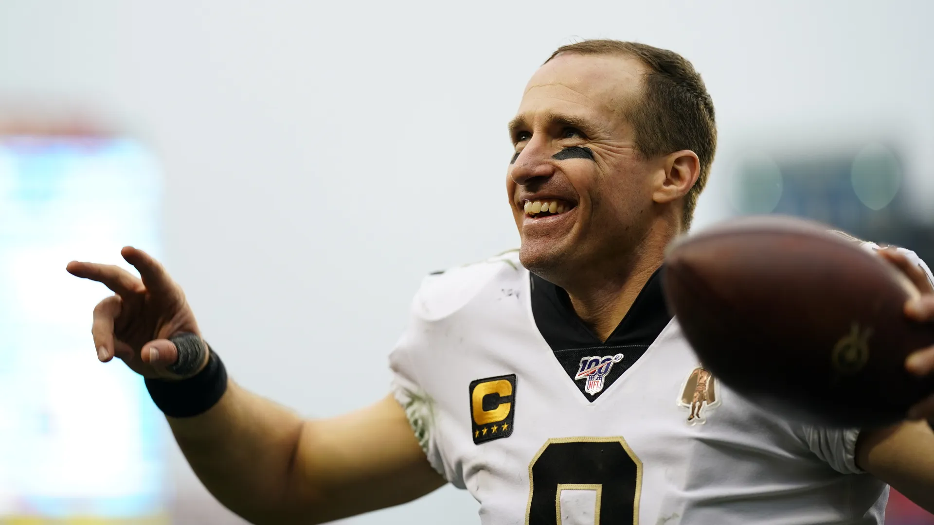 drew brees makes his nbc debut, internet amazed by his new hair