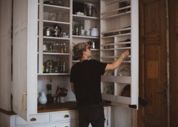 DIY Pantry Organization