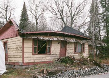 Earthquake-Proof Home