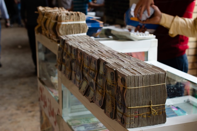 Currency Exchange Scams