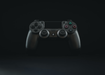 How to Use Gaming Controller