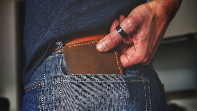 Pickpocket Distractions