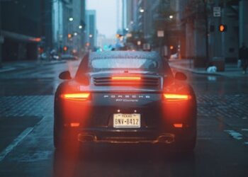 Porsche rental Dubai