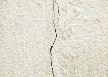 Repair Drywall Cracks