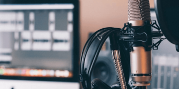 Best Podcasts to Listen