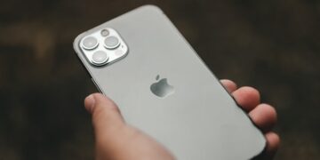 Add Photo Widget to iPhone