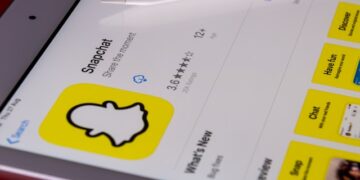 Can You Block Someone on Snapchat