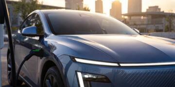 do the driving modes in cadillac lyriq offer different ranges or battery usages?