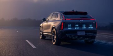 do the driving modes in cadillac lyriq offer different ranges or battery usages